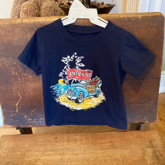 Levis Vintage Convertible Tee - Picture 5 of 11